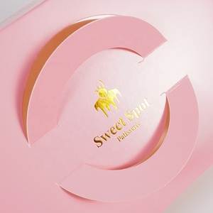 Scatola per Imballaggio Torte e <span class=keywords><strong>Pasticceria</strong></span> Personalizzata con Logo, in Carta <span class=keywords><strong>Rosa</strong></span>, con Manico, per Regali e Prodotti da Forno - Product Image 4