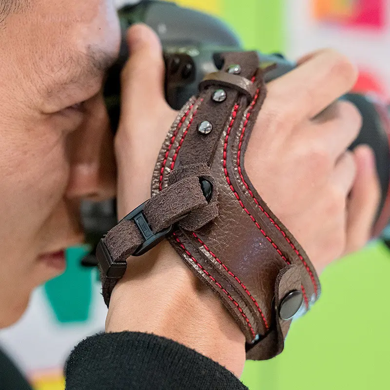 2022 New Design Comfortable Portable Waterproof Hand Belt Holder Shockproof Camera Leather Wrist Strap DSLR for Canon Nikon Sony