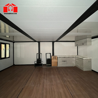 Maison conteneur préfabriquée mobile et extensible de 20 à 40 pieds au design moderne avec chambres, en panneaux sandwich, pour usage bureautique