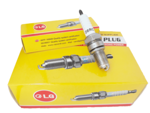 Bougie d'allumage LG D8RC S001C Japon pour LZKR6B-10E pour DENSO XUH20TT pour <span class=keywords><strong>Hyundai</strong></span> Kia 18855-10060, également pour <span class=keywords><strong>tondeuses</strong></span> à gazon - Product Image 4