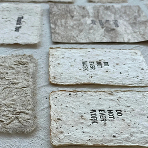Tùy Chỉnh <span class=keywords><strong>Handmade</strong></span> Thân Thiện Với Môi Tag Bột Giấy Trồng Hạt Giống Giấy Logo Dập Nổi Kinh Doanh Thẻ Thủ Công Giấy Màn Hình In Ấn Quà Tặng Số Lượng Lớn - Product Image 2