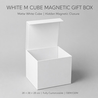 Boîte cube magnétique blanche de qualité supérieure, design M Cube, couvercle à charnière, fermeture magnétique cachée, surface minimaliste, taille personnalisée, vente en gros