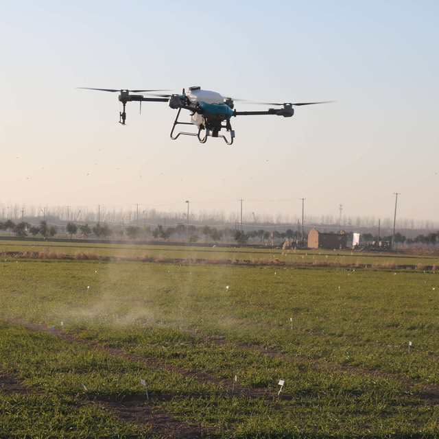 Wholesale Factory Directly Sales Agricultural Fumigation Uav Pesticides Spraying Drone Agricultural Drone