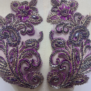 Appliques en dentelle dorée à motif floral avec strass 3D et paillettes, broderie perlée pour robes de mariée pour femmes - Product Image 2