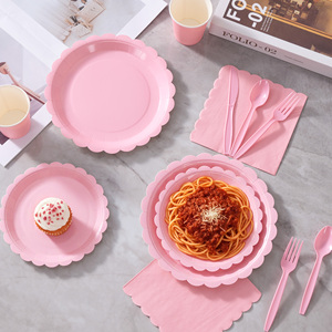 Juego de Vajilla Desechable Rosa de 350 Piezas, Apto para Microondas, Ecológico, para 50 Personas, Platos, Vasos, Servilletas y Cubiertos de PET - Product Image 5