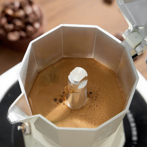 <span class=keywords><strong>Cafetera</strong></span> Manual de Espresso, <span class=keywords><strong>Cafetera</strong></span> de Válvula Única, Mini Juego de Preparación Manual de Aluminio, <span class=keywords><strong>Cafetera</strong></span> Italiana Pequeña Portátil para el Hogar - Product Image 3