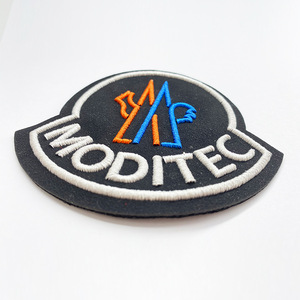 Tùy Chỉnh 3D Biểu Tượng Phù Hiệu Chenille Thêu Vá Dệt Vải Nhãn Đính May Trên Sắt Thêu Các Bản Vá Lỗi Cho Quần Áo - Product Image 1