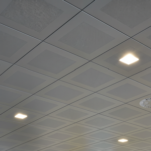 Techo de metal con clip Opciones de color de techo de oficina Diferentes tamaños disponibles MATERIALES DE CONSTRUCCIÓN de Turquía - Product Image 1