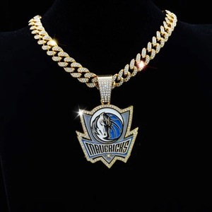 Pendentif personnalisé en diamant Lone Ranger Movie Anime Pendentif décoratif de l'équipe de basket-ball en alliage de zinc - Product Image 5