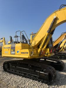 Excavatrice sur chenilles d'occasion Komatsu PC200-8M0 20 tonnes, pelle hydraulique d'occasion PC110-7 PC220-8 PC240-8 PC350-8 de haute qualité - Product Image 4