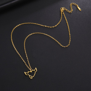 Nouveau Collier Cœur Créatif en Acier Inoxydable, Pendentif Amour Creux Tendance, Plaqué Or, pour Couples - Product Image 3