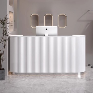 Meilleure vente de mobilier de bureau incurvé de luxe en bois ligne simple et moderne <span class=keywords><strong>comptoir</strong></span> de réception d'hôtel salon de beauté bureau de caissier - Product Image 3