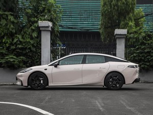 2024 Aion Hyper Gt 710km Long Rang Pure Electric Car High Speed Ev Sedan High Performance 4wd New Energy Vehicles Gac Sport Car - Product Image 4