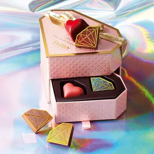 Kotak Hati Hadiah Dekoratif Baru Kustom Mewah 2021 untuk Kotak Coklat Stroberi untuk Presentasi Kotak Keren