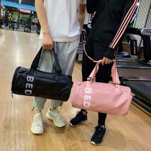 Sac de voyage cylindrique grande capacité, sac de sport pour les voyages de courte distance, sac de sport pour la salle de sport avec compartiment pour chaussures - Product Image 2