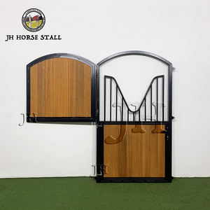 Porta a Battente in Legno Stile Fienile con Cerniere Stabili e Serratura in Ottone Massiccio per Stalle Esterne - Product Image 5