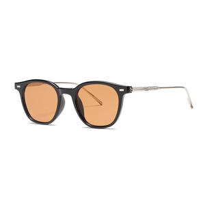 Gafas de Sol Qianai para Mujer, Montura Redonda Retro, Protección UV400, Lentes de PC Tipo 3, Montura Negra, Diseño Ovalado - Product Image 1
