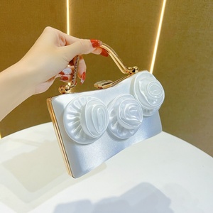 New Diamond-Encrusted Floral Pillow Shape Polyester Handbag <b>Clutch</b> Evening Party Banquet Crossbody <b>Bag</b> - Product Image 3