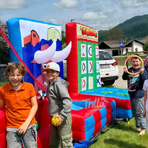 Jeu de carnaval gonflable portable 4 en 1 comprenant un panier de basket pour la location de fêtes et d'événements en plein air pour le jeu en intérieur - Product Image 5