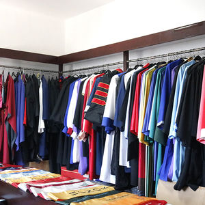 Robes de chœur à manches ouvertes à nervures bleues personnalisées avec logo brodé Vêtements - Product Image 4