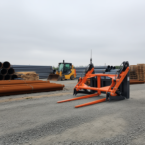 Grappin à palettes TMG 60 pouces à quatre cylindres, capacité de levage de 6200 lb, montage sur mini-chargeuse, dents forgées de classe III - Product Image 2