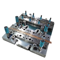 Usine de fabrication de matrices de poinçonnage et de moulage par emboutissage progressif