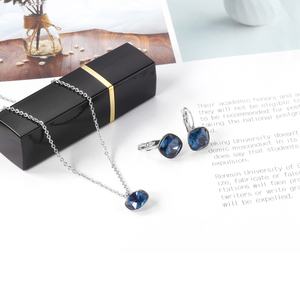 Conjunto de Joyería de Collar y Aretes de Acero Inoxidable Chapado en Oro con Zafiro, Popular y Elegante, para Mujer - Product Image 4