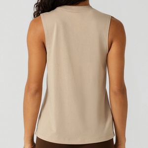 Débardeur de sport oversize pour femme, en coton, anti-plis, confortable, avec logo personnalisé et impression sérigraphiée - Product Image 2