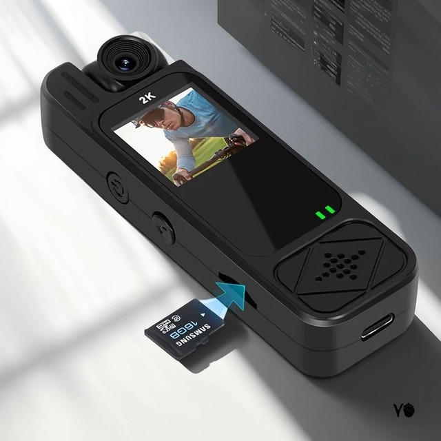 4K/1080p Waterproof Sports Portable Recorder with 180-degree Rotatable Lens Night Vision Face Tracking 128GB