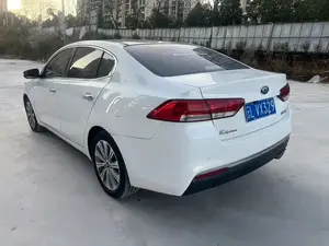 Kia K4 1.8L automatique GLS berline spéciale d'occasion, années 2015, 2016, <span class=keywords><strong>2017</strong></span> - Product Image 4