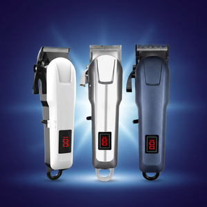 Cortadora de Pelo Profesional para Hombre, Recargable por USB, de Acero Inoxidable, Bajo Ruido, Resistente al Agua IPX8, para Uso Doméstico y en Hoteles - Product Image 1