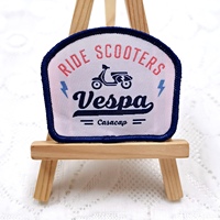 Patchs tissés colorés personnalisables pour tous les âges, avec support thermocollant et bordure surjetée, patch logo personnalisé surjeté
