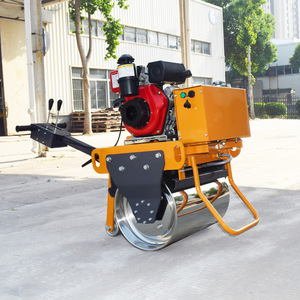 Rodillo Vibratorio Manual Mini de 0.3t con un Solo Tambor, Diseño Compacto para Caminos Estrechos, Construcción de Caminos Rurales, Compactación de Asfalto - Product Image 1