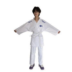 Nhà Máy Giá Thấp Bán Buôn Võ Thuật <span class=keywords><strong>Karate</strong></span> Đồng Phục <span class=keywords><strong>Karate</strong></span> Phù Hợp Với <span class=keywords><strong>Karate</strong></span> Gi Cho Đào Tạo - Product Image 3