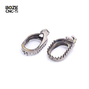 Repose-pieds en titane <span class=keywords><strong>KO</strong></span> V E pour moto tout-terrain, motocross, dirt bike, haute résistance, léger, couleur naturelle, CNC, en aluminium - Product Image 2