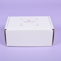 Emballage pour vêtements, boîte d'expédition en papier, emballage holographique, boîte personnalisée imprimée, boîtes d'expédition en carton ondulé