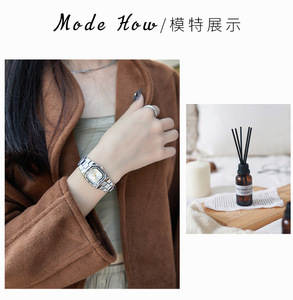 Montre carrée vintage bicolore pour femme avec bracelet en acier, élégante, à quartz, pour Noël, style tendance - Product Image 3