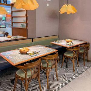 Tavolo Rettangolare in Marmo con Base in Metallo Stabile, Sedie in Legno Curvato, Rivestimento in Rattan, Arredamento <span class=keywords><strong>per</strong></span> Ristoranti - Product Image 4