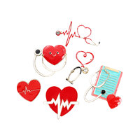Accessoires de badges en métal créatifs américains, personnalisés, avec motifs de dessin animé (médecin, appareil auditif, cœur, croix rouge), plaqués or