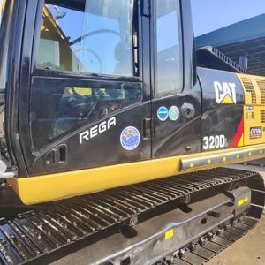 Excavatrice hydraulique de classe CAT 320D 22 tonnes conçue pour une durabilité à haut rendement faibles coûts d'exploitation dans les constructions exigeantes - Product Image 2