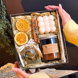Aroma Sensation Candle Gift Box Set With Dried Orange Cinnamon And Glass Jar For Holiday Wedding Christmas - Product Image 1