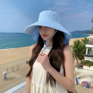 Wholesale Female Summer Sun <b>Bucket</b> <b>Hats</b> Big Brim Beach <b>Hat</b> for Women Sun <b>Hat</b> <b>With</b> <b>String</b> - Product Image 3