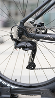 MT390 AL6061 Aluminium-Legierung Mountainbike 29*2,1 Zoll SHI MANO CUES 9S TEKTRO Hydraulische Scheibenbremsen 13,6KG Leichtgewicht Hardtail