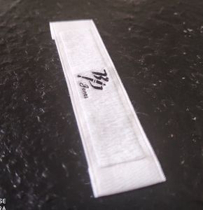 Custom Made Logo End Fold Dệt May Chính Dệt Cổ Tag Quần Áo Nhãn - Product Image 5