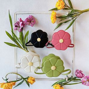 Portefeuille pour enfant en silicone mignon avec motif d'animaux, petit et personnalisé avec des dessins animés, idéal pour l'achat en - Product Image 2