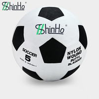 Ballon de football laminé Shinho Factory Direct, cuir professionnel multi-choix pour une rétention d'air supérieure à un prix imbattable