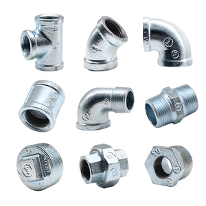 Conector de Tubería Industrial de Hierro, Tapón Macho para Tuberías, Conector GI - Product Image 1