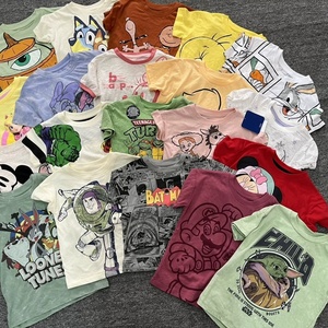 Camiseta de algodón de verano a la moda para niños con estampados de dinosaurios y animales en varios colores, tops infantiles con mezcla aleatoria de diseños. - Product Image 4