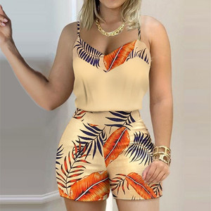 Nouvel ensemble deux pièces 2025 pour femme : haut imprimé floral, pantalon, short et débardeur - Product Image 1