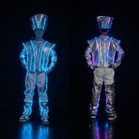 Costume de performance lumineux LED style cyberpunk pour homme adulte, avec casque argenté haute performance et éclairage multicolore, idéal pour les soirées Rave